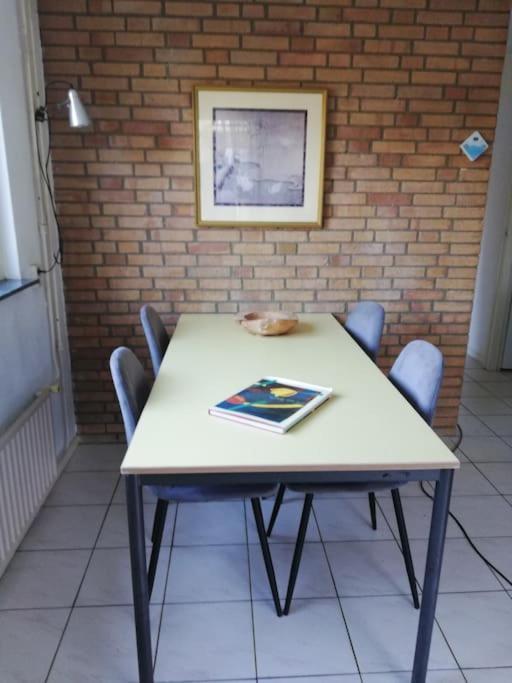Cottage Egmond-Binnen Met Besloten Tuin Экстерьер фото