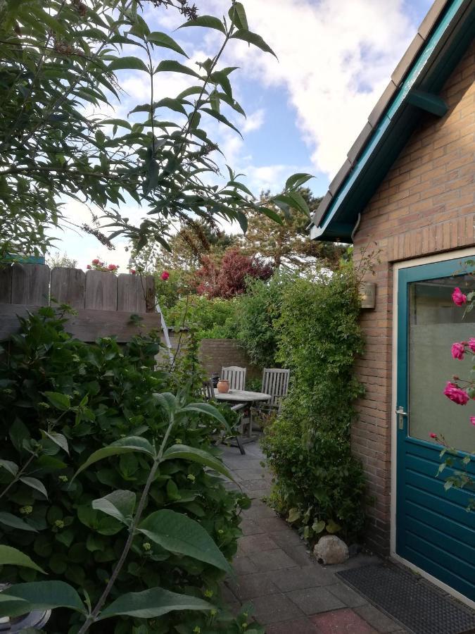 Cottage Egmond-Binnen Met Besloten Tuin Экстерьер фото